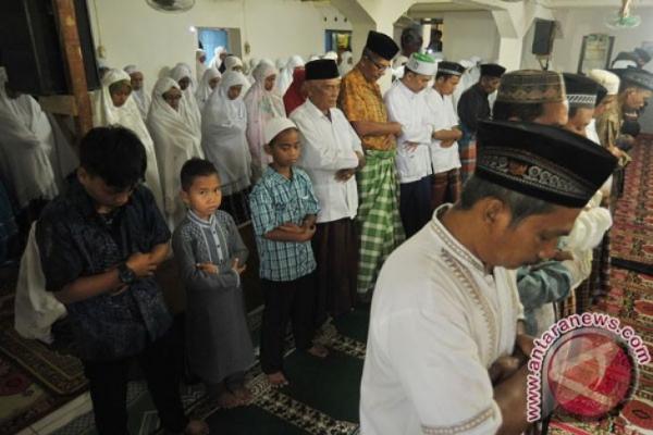  Jamaah Naqsabandiyah Sudah Lebaran Hari Ini