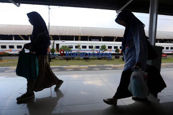  MUDIK LEBARAN 2018: Sampai H-2, Kepala Stasiun Gambir Tetap Bilang Jumlah Penumpang Masih Flat