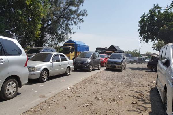  ‘Horor’ Kemacetan 30 Km di Sepanjang Arteri Pejagan Arah Purwokerto