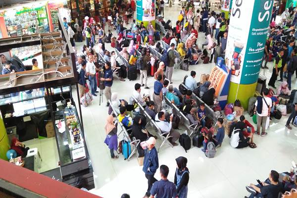  MUDIK LEBARAN: KAI Angkut 10 Juta Orang Hingga H-2