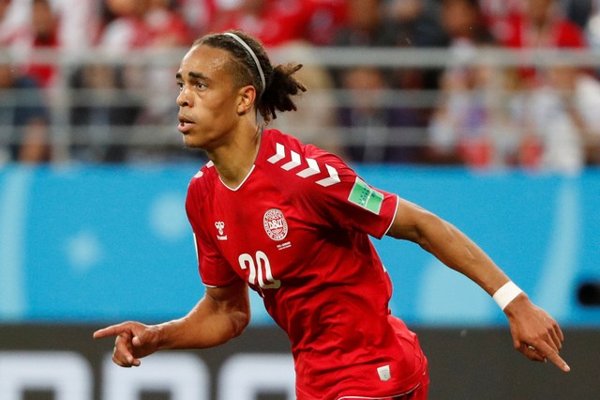  PIALA DUNIA 2018: Rayakan Ulang Tahun, Yussuf Poulsen Cetak Gol Kemenangan Denmark