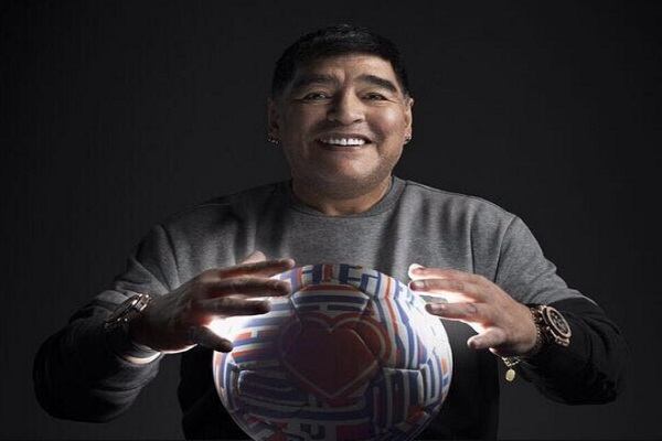  PIALA DUNIA 2018: Duh, Maradona Bersikap Rasis ke Penonton Asia Saat Nonton Argentina Lawan Islandia