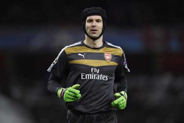  Bursa Transfer Pemain: Petr Cech Berpeluang Reuni dengan Carlo Ancelotti