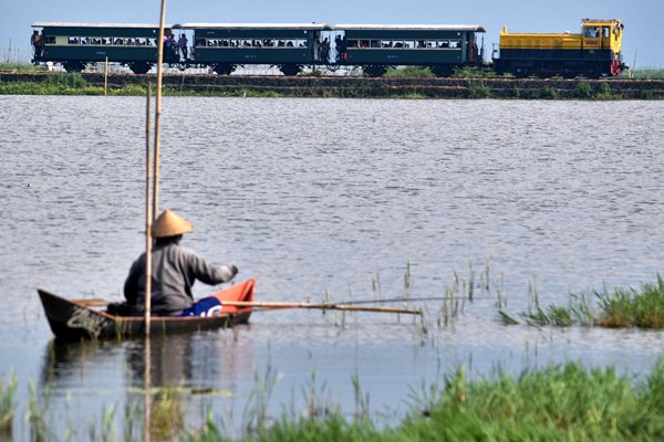  MUDIK LEBARAN: Pengunjung Museum Kereta Api Ambarawa Melonjak