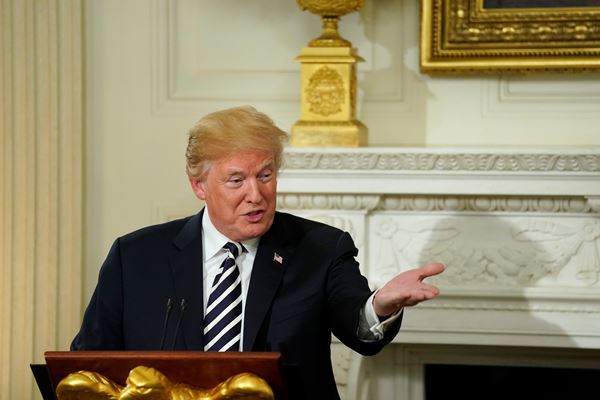  Donald Trump Sambut Raja dan Ratu Swedia di Gedung Putih