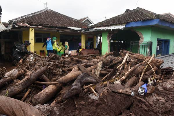 Dampak Banjir Bandang Banyuwangi