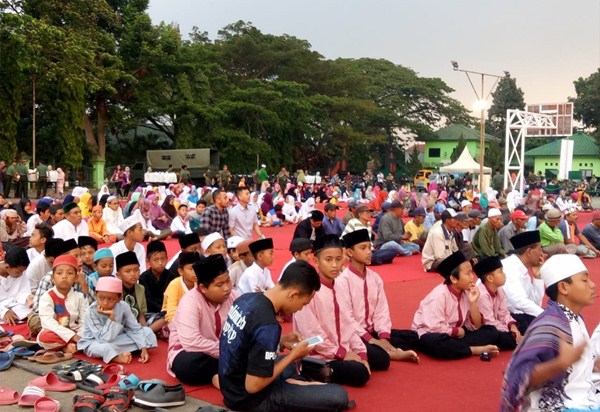  Arek Malang dan TNI-Polri Gelar Halal Bihalal Bersama