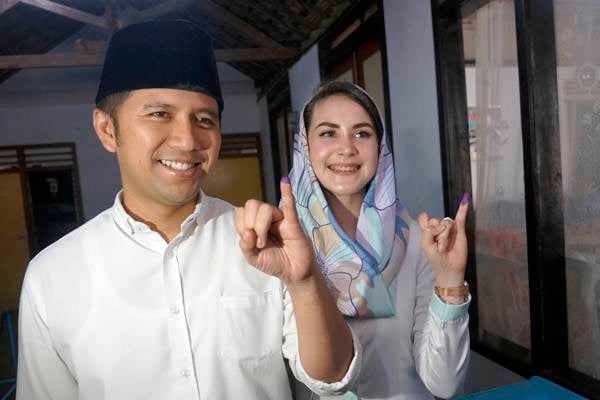  QUICK COUNT PILGUB JATIM 2018: Khofifah-Emil Unggul 52,34%