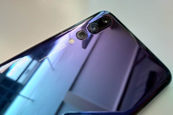  Dengan Kamera 40 MP, Harga Huawei P20 Pro Rp12 Juta