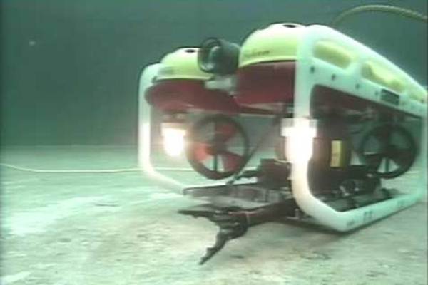  EVAKUASI KAPAL TENGGELAM: Saat Robot BPPT Terlilit Tali KM Sinar Bangun di Dasar Danau Toba