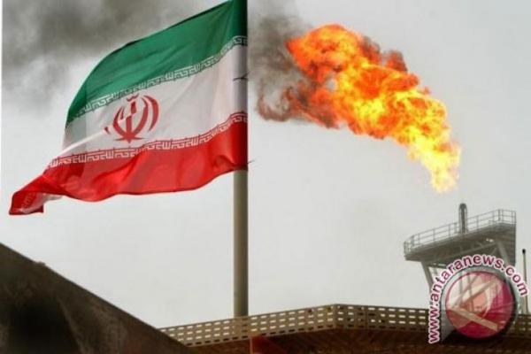  Iran Kerja Keras Pertahankan Ekonomi Akibat Sanksi AS