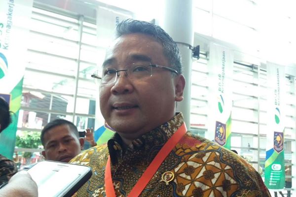  MENTERI EKO: Pembangunan Desa Masif, Urbanisasi Berkurang