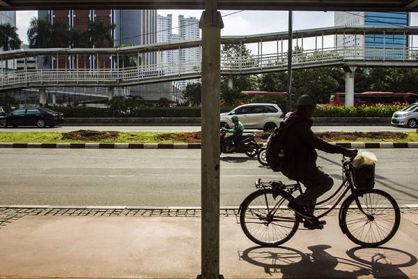  Sandi: Trotoar Baru Sudirman-Thamrin Bisa Digunakan 31 Juli 