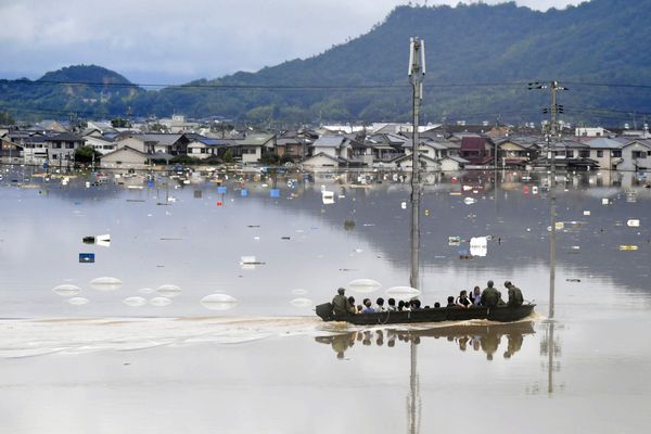  Jepang Dilanda Hujan Hebat, 64 Orang Meninggal