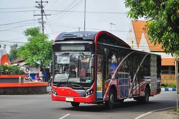  \'Tiket Sampah Plastik\' Masih Berlaku di Suroboyo Bus, 12 Armada Baru Disiapkan