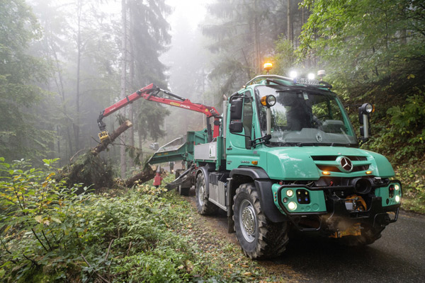  Mercedes Benz Tampilkan Tiga Truk Khusus Unimog di Interforst 2018