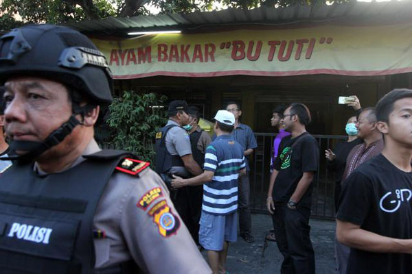  Seorang Teroris Ditangkap di Rumah Makan, Wanita Bercadar Teriakkan Takbir Berkali-Kali