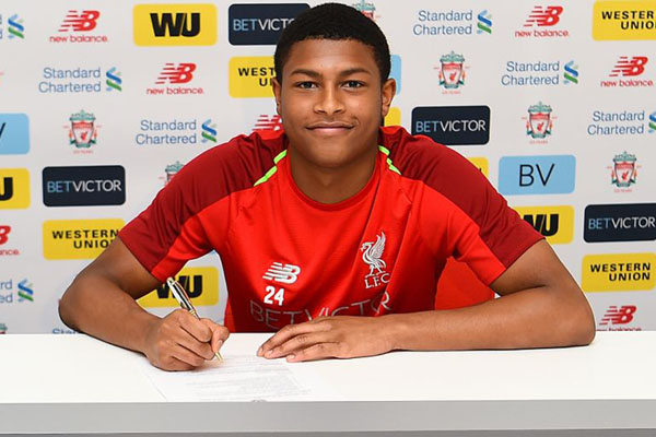  Liverpool Beri Kontrak 5 Tahun untuk Remaja Rhian Brewster