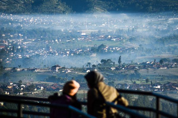  PERPRES CEKUNGAN BANDUNG : 5 Daerah Diminta Revisi Tata Ruang