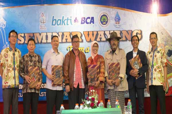  BCA Luncurkan Gerakan Buku Wayang untuk Indonesia