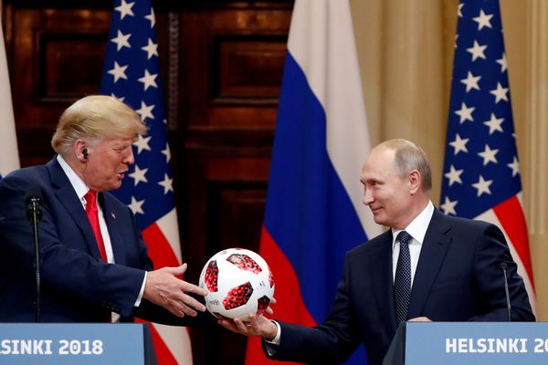  Usai Bertemu di Helsinki, Trump Undang Putin ke AS