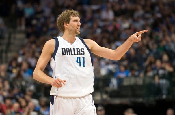  Dirk Nowitzki Perpanjang Kontrak di Mavericks, Berpeluang Bikin Sejarah di NBA