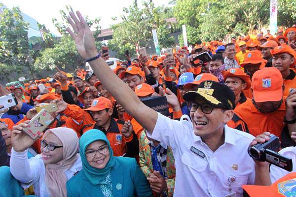  Sandiaga Minta Spanduk Dirinya Bersama AHY Diturunkan