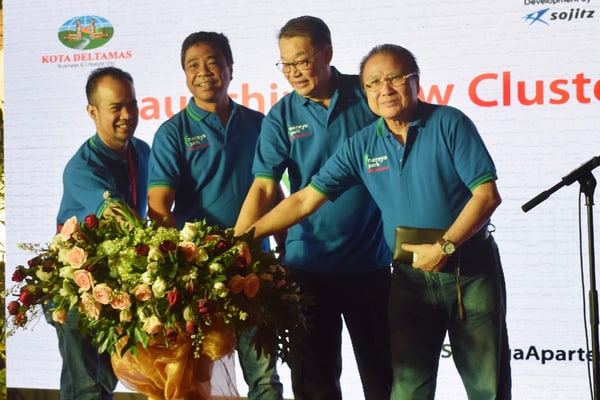  Kota Deltamas Luncurkan Rumah Tapak Naraya Park