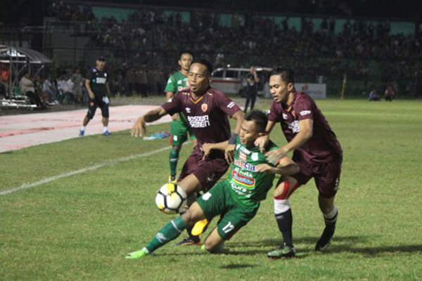  Hasil Liga 1: PSMS Medan Bangkit Sikat PSM, Derby Jatim 1-1