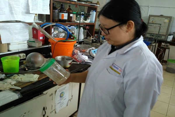  Mahasiswa ITS Bikin Bioetanol dari Limbah Aren