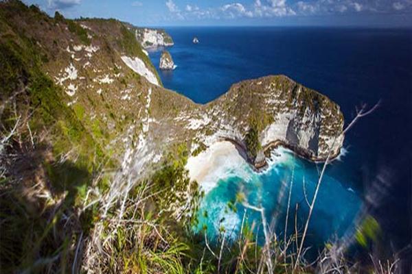  Kunjungan Wisata ke Nusa Penida Mulai Normal, Okupansi Capai 85%