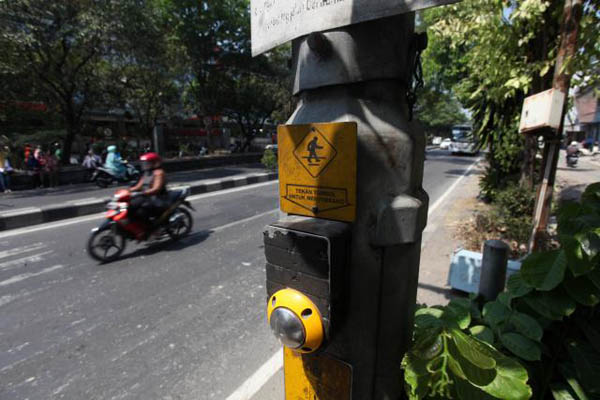  Pelican Crossing mulai Dipasang di Bundaran HI Minggu Malam