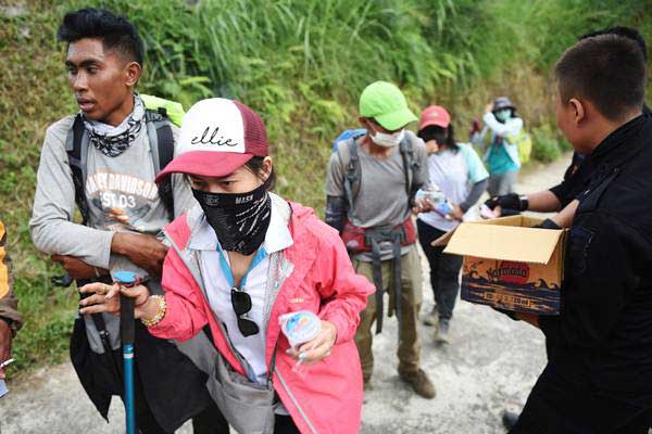  Gempa Lombok: 6 Pendaki Masih Dievakuasi dari Gunung Rinjani