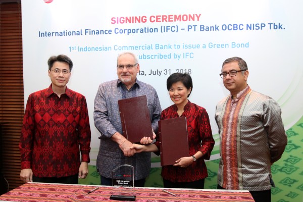  OCBC NISP Terbitkan Obligasi Hijau Bank Pertama di Indonesia