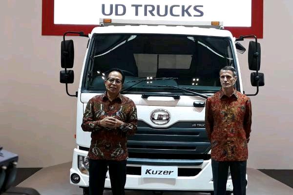  UD Trucks Pamerkan 4 Kendaraan Andalan di GIIAS 2018