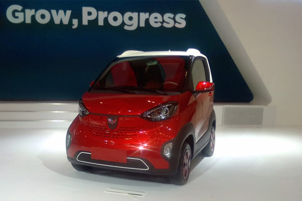  GIIAS 2018 : Pamerkan E100, Wuling Tunggu Regulasi Mobil Listrik