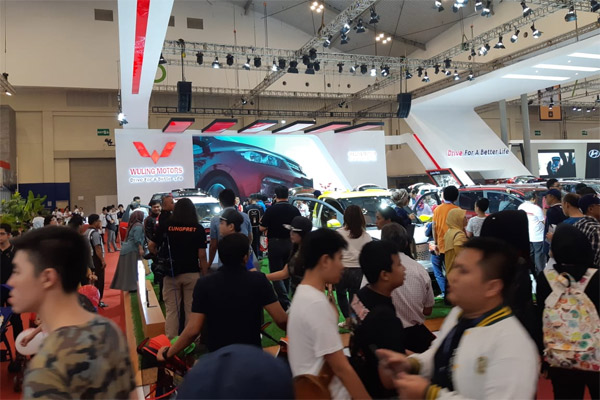  GIIAS 2018: Wuling E100 Tarik Minat Pengunjung