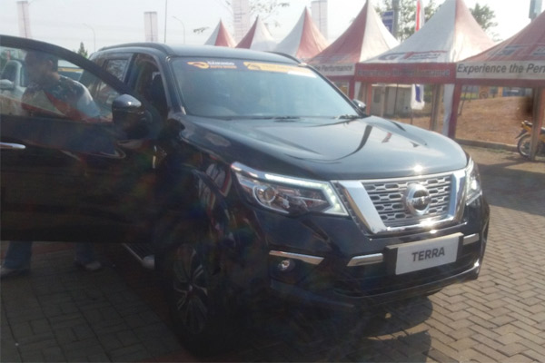  GIIAS 2018 : Menjajal New Nissan Terra, Begini Rasanya