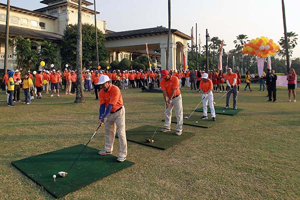  FRIENDLY GOLF GATHERING