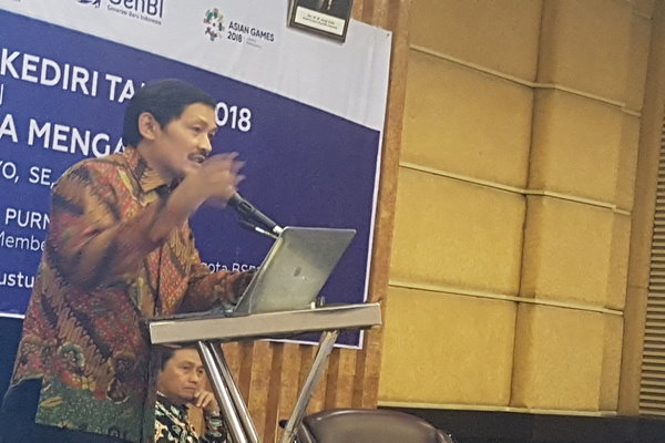  Analisis Ekonom UGM Soal Tekanan Rupiah