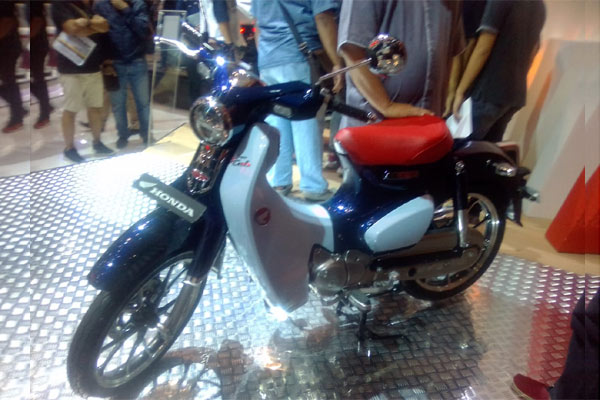  GIIAS 2018 : Honda Super Cub C125, Motornya Para Pencinta Model Klasik