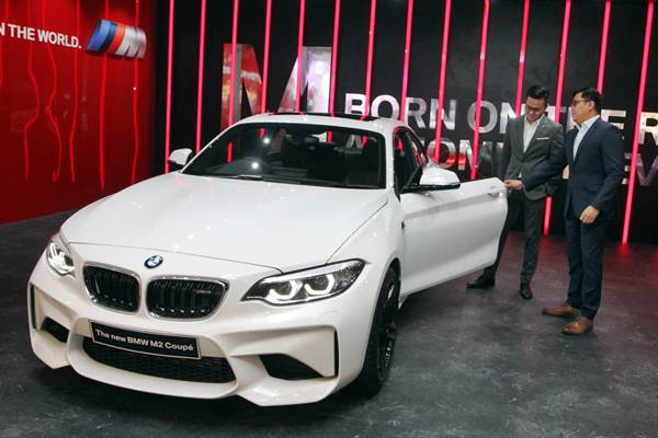  Mobil BMW M2 Coupe Terbaru