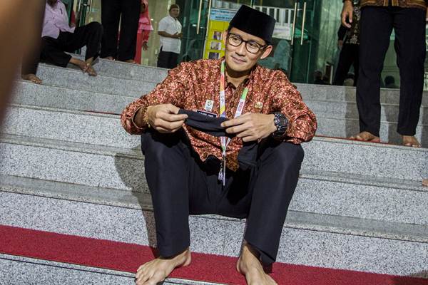  Disorot Media, Begini Gaya Sandiaga Uno