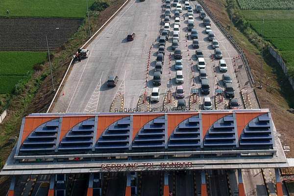  INVESTASI DI JALAN TOL : Asing Masuk Lewat Portofolio