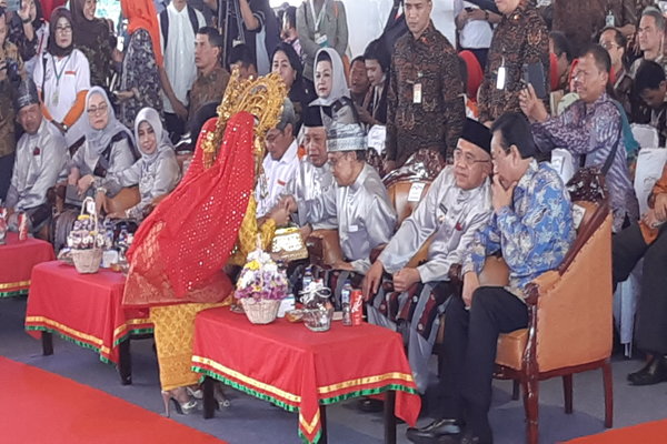  BJ Habibie dan Sri Sultan HB X Hadiri Pembukaan Hakteknas 2018