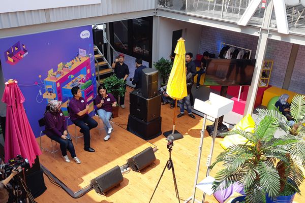  Berkumpul dan Berkreasi di Axis Pop-Up Station di Sarinah