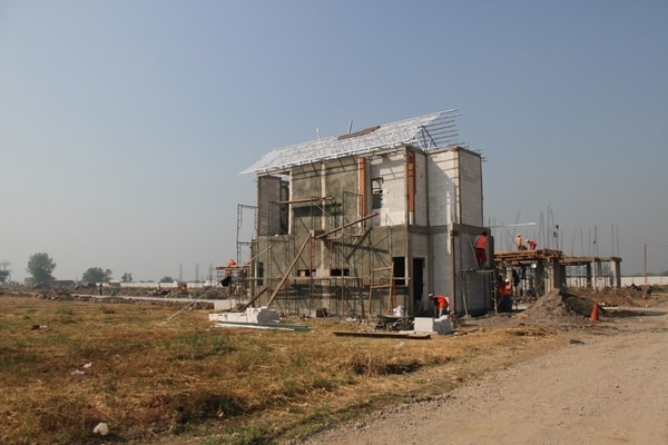  Spring Residence Sidoarjo Tawarkan Rumah Tumbuh
