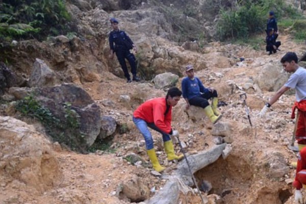  Batam Tindak Tambang Pasir Ilegal