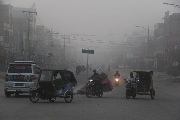  Kota Dumai Diselimuti Kabut Asap