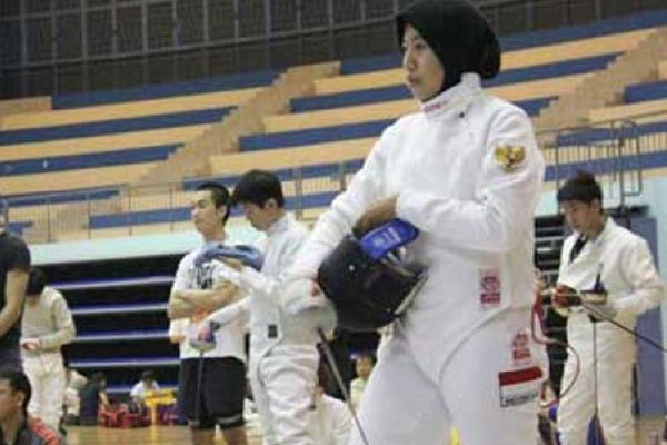  Aisyah Siap Hadapi Serbuan Atlet Anggar Korsel & Jepang